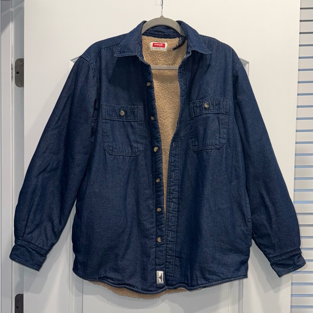Wrangler Men's Denim Sherpa Lined Winter Shacket Jacket Sz Medium